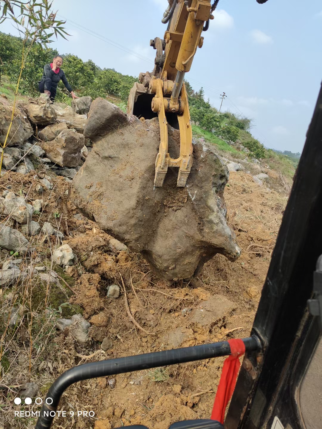 Pulgar hidr&aacute;ulico