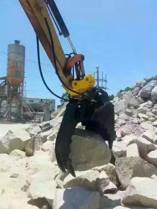 Abrazadera del cuchar&oacute;n para rocas